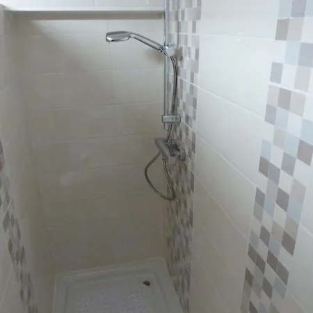 Familial Au Bord De La Meuse, Proche Verdun, Activites Nature, Confort Inclus - Fr-1-585-83 *