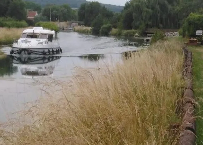 펜션 Familial Au Bord De La Meuse, Proche Verdun, Activites Nature, Confort Inclus - Fr-1-585-83