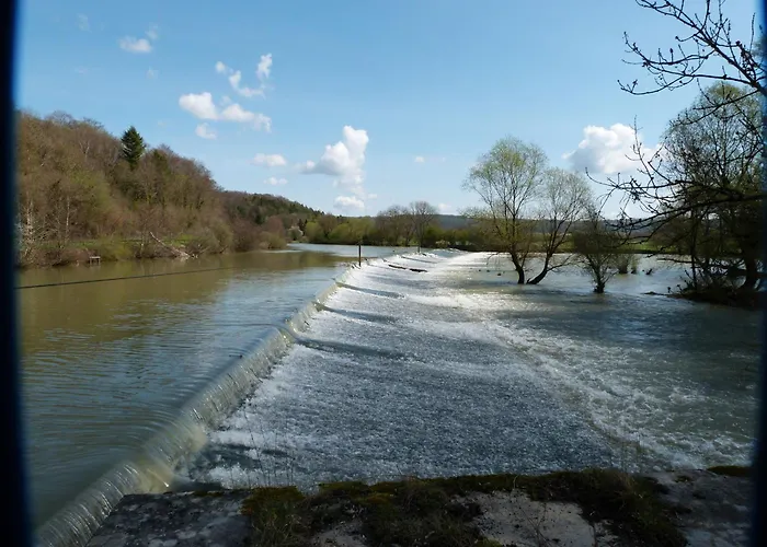 Familial Au Bord De La Meuse, Proche Verdun, Activites Nature, Confort Inclus - Fr-1-585-83 펜션 *